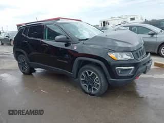 2021 Jeep Compass Trailhawk z VIN 3C4NJDDB3MT583825, wystawiony jako IAAI lot #43202929 z przebiegiem 83 009 mil mil oraz . Historia ofert i sprzedaży dostępna na DreamBid. Obrazek 1.