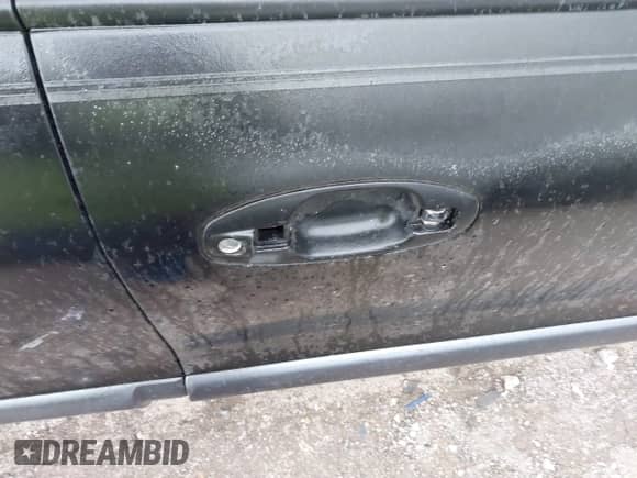 2003 Hyundai Santa Fe GLS with VIN KM8SC73D93U397434, listed as a IAAI auction lot 43545484 with 214,092 mi miles and . Bid and sale history available at DreamBid. Image 14.