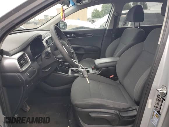 2020 Kia Sorento LX с VIN 5XYPGDA51LG622410, выставлен на аукционе Copart как лот 70050695 с пробегом 124 640 миль миль и Чистый • Clean title. История ставок и продаж доступна на DreamBid. Изображение 7.