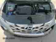 2023 Hyundai Santa Cruz SEL z VIN 5NTJCDAE5PH052204, wystawiony jako Copart lot #69902835 z przebiegiem 16 246 mil mil oraz Nie do naprawy • Non repairable. Historia ofert i sprzedaży dostępna na DreamBid. Obrazek 13.