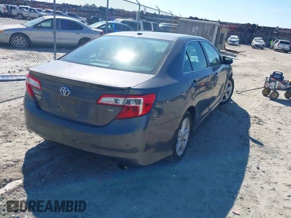 2014 Toyota Camry L with VIN 4T1BF1FK9EU869875, listed as a IAAI auction lot 43346212 with 229,095 mi miles and . Bid and sale history available at DreamBid. Image 4.