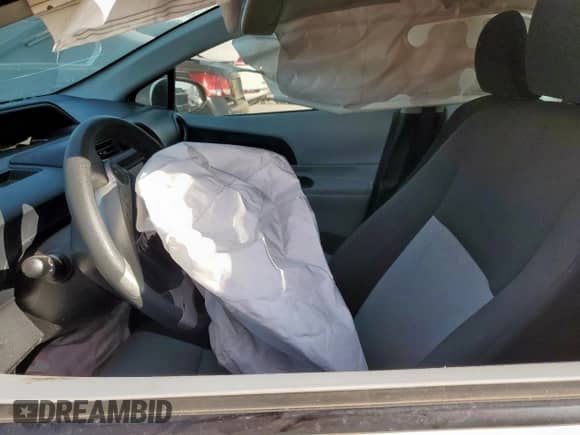 2013 Toyota Prius Two с VIN JTDKDTB36D1538210, выставлен на аукционе Copart как лот 85852445 с пробегом Не указан миль и Списание • Salvage title. История ставок и продаж доступна на DreamBid. Изображение 7.