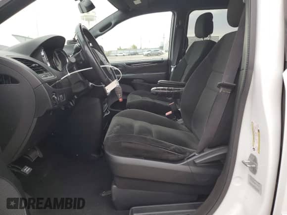 2016 Dodge Grand Caravan SE Plus z VIN 2C4RDGBG1GR237062, wystawiony jako Copart lot #86900285 z przebiegiem 116 149 mil mil oraz Czysty tytuł • Clean title. Historia ofert i sprzedaży dostępna na DreamBid. Obrazek 7.