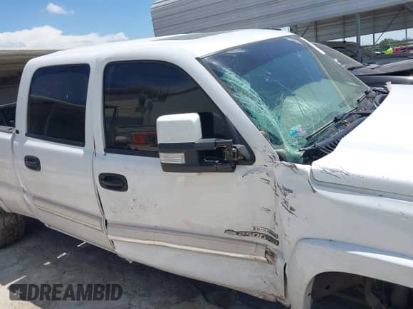 2006 Chevrolet Silverado 2500HD LT3 с VIN 1GCHK23D36F178398, выставлен на аукционе IAAI как лот 42692716 с пробегом 237 790 миль миль и . История ставок и продаж доступна на DreamBid. Изображение 18.