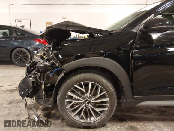 2021 Hyundai Tucson Limited with VIN KM8J3CAL6MU385001, listed as a IAAI auction lot 42230850 with 30,439 mi miles and . Bid and sale history available at DreamBid. Image 18.