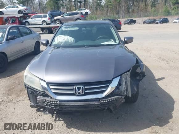 2014 Honda Accord LX z VIN 1HGCR2F39EA286238, wystawiony jako IAAI lot #42145944 z przebiegiem 126 385 mil mil oraz . Historia ofert i sprzedaży dostępna na DreamBid. Obrazek 6.