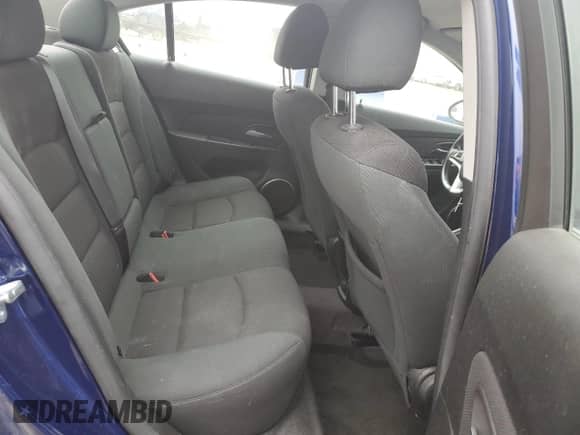 2012 Chevrolet Cruze ECO z VIN 1G1PJ5SC8C7163631, wystawiony jako Copart lot #82454565 z przebiegiem 167 098 mil mil oraz Szkoda całkowita • Salvage title. Historia ofert i sprzedaży dostępna na DreamBid. Obrazek 10.