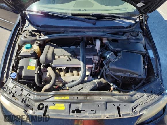 2005 Volvo S60 с VIN YV1RS592352463663, выставлен на аукционе Copart как лот 81456755 с пробегом Не указан миль и Списание • Salvage title. История ставок и продаж доступна на DreamBid. Изображение 11.
