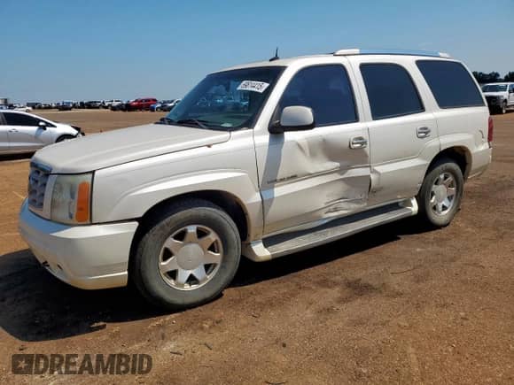 2002 Cadillac Escalade with VIN 1GYEC63T82R281222, listed as a Copart auction lot 69814415 with 246,981 mi miles and Non repairable. Bid and sale history available at DreamBid. Image 1.