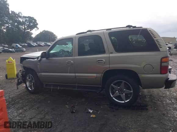2002 Chevrolet Tahoe LT с VIN 1GNEC13Z62J233110, выставлен на аукционе IAAI как лот 42460607 с пробегом 329 196 миль миль и . История ставок и продаж доступна на DreamBid. Изображение 14.