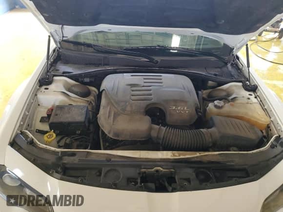 2020 Chrysler 300 Touring с VIN 2C3CCAAG5LH220678, выставлен на аукционе Copart как лот 68208695 с пробегом 139 499 миль миль и Чистый • Clean title. История ставок и продаж доступна на DreamBid. Изображение 11.