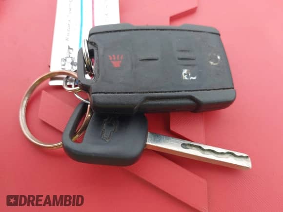 2015 Chevrolet Silverado 1500 LT z VIN 1GCVKREC4FZ218583, wystawiony jako IAAI lot #43431870 z przebiegiem 66 022 mil mil oraz . Historia ofert i sprzedaży dostępna na DreamBid. Obrazek 11.