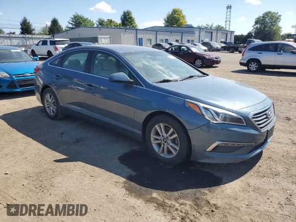 2015 Hyundai Sonata SE z VIN 5NPE24AF4FH210896, wystawiony jako Copart lot #71441175 z przebiegiem 129 290 mil mil oraz Czysty tytuł • Clean title. Historia ofert i sprzedaży dostępna na DreamBid. Obrazek 4.
