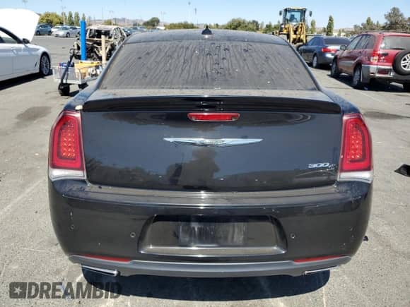 2015 Chrysler 300 S with VIN 2C3CCABT6FH864478, listed as a Copart auction lot 69117335 with 162,412 mi miles and Salvage title. Bid and sale history available at DreamBid. Image 6.