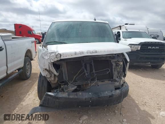 2020 Chevrolet Express Cargo с VIN 1GCWGBFG6L1274341, выставлен на аукционе IAAI как лот 42145898 с пробегом 151 677 миль миль и . История ставок и продаж доступна на DreamBid. Изображение 12.