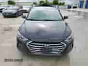 2018 Hyundai Elantra SEL z VIN 5NPD84LF0JH294215, wystawiony jako Copart lot #57284185 z przebiegiem 85 821 mil mil oraz Szkoda całkowita • Salvage title. Historia ofert i sprzedaży dostępna na DreamBid. Obrazek 5.