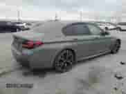 2022 BMW 5 Series 540i z VIN WBA53BJ02NWX48709, wystawiony jako Copart lot #46219995 z przebiegiem 42 719 mil mil oraz Szkoda całkowita • Salvage title. Historia ofert i sprzedaży dostępna na DreamBid. Obrazek 3.