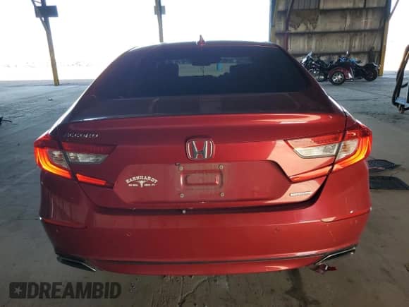 2018 Honda Accord Touring with VIN 1HGCV1F9XJA164346, listed as a Copart auction lot 86684225 with 119,709 mi miles and Salvage title. Bid and sale history available at DreamBid. Image 6.