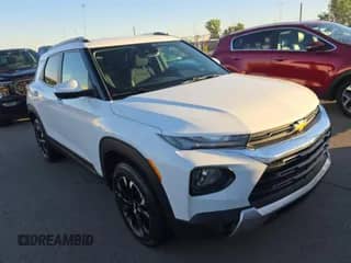 2023 Chevrolet TrailBlazer LT z VIN KL79MRSL5PB038732, wystawiony jako Copart lot #90839495 z przebiegiem 210 022 mil mil oraz Czysty tytuł • Clean title. Historia ofert i sprzedaży dostępna na DreamBid. Obrazek 1.