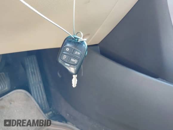 2011 Hyundai Elantra GLS z VIN KMHDH4AE1BU131280, wystawiony jako IAAI lot #42718484 z przebiegiem 141 840 mil mil oraz . Historia ofert i sprzedaży dostępna na DreamBid. Obrazek 11.