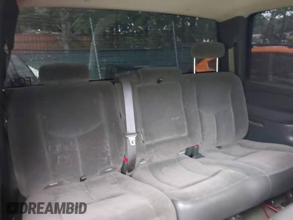 2006 Chevrolet Silverado 2500HD LT3 с VIN 1GCHK23D96F228883, выставлен на аукционе IAAI как лот 42908093 с пробегом 181 558 миль миль и . История ставок и продаж доступна на DreamBid. Изображение 8.