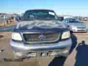 2003 Ford F-150 XLT z VIN 1FTRW08L43KC60950, wystawiony jako IAAI lot #43387761 z przebiegiem Nie podano mil oraz . Historia ofert i sprzedaży dostępna na DreamBid. Obrazek 12.