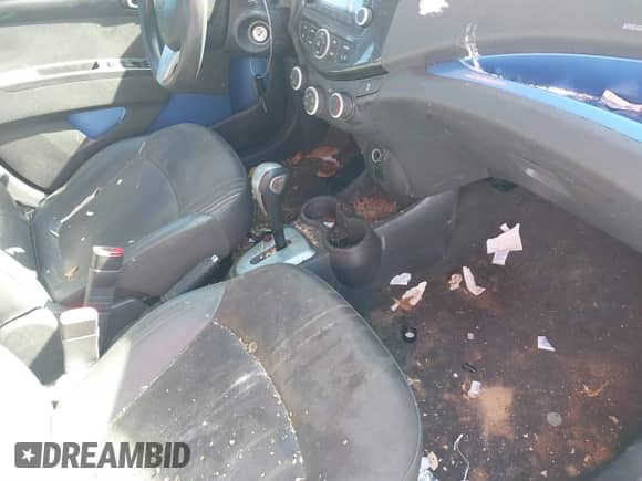 2014 Chevrolet Spark LS с VIN KL8CB6S99EC529807, выставлен на аукционе IAAI как лот 42788063 с пробегом 147 739 миль миль и . История ставок и продаж доступна на DreamBid. Изображение 5.