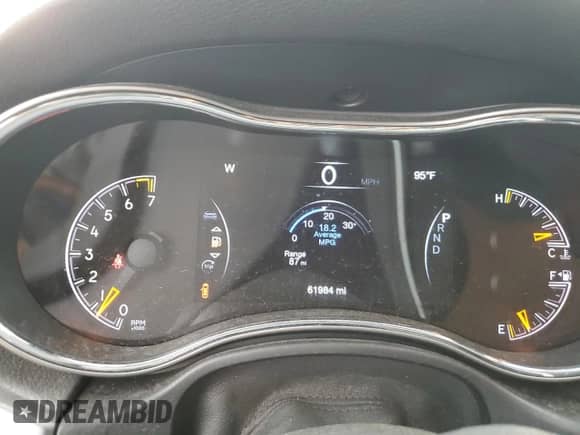 2018 Jeep Grand Cherokee Upland с VIN 1C4RJFAG9JC284909, выставлен на аукционе Copart как лот 71456195 с пробегом 61 984 миль миль и Чистый • Clean title. История ставок и продаж доступна на DreamBid. Изображение 9.