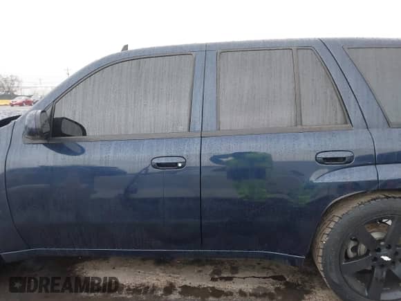 2007 Chevrolet TrailBlazer SS with VIN 1GNES13HX72172324, listed as a IAAI auction lot 41117886 with 160,046 mi miles and . Bid and sale history available at DreamBid. Image 15.