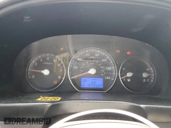 2012 Hyundai Santa Fe SE with VIN 5XYZH4AG2CG134641, listed as a Copart auction lot 66824685 with 194,050 mi miles and Salvage title. Bid and sale history available at DreamBid. Image 9.