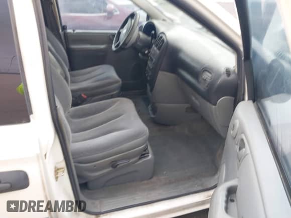 2005 Dodge Caravan SE with VIN 1D4GP25R65B329135, listed as a IAAI auction lot 42654106 with 161,612 mi miles and . Bid and sale history available at DreamBid. Image 5.