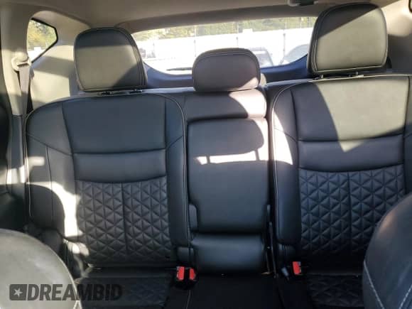 2019 Nissan Murano SV z VIN 5N1AZ2MJ7KN123644, wystawiony jako Copart lot #87310685 z przebiegiem 60 818 mil mil oraz Szkoda całkowita • Salvage title. Historia ofert i sprzedaży dostępna na DreamBid. Obrazek 10.