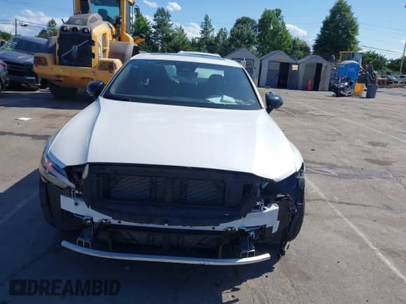 2024 Volvo S60 Plus Black Edition z VIN 7JRL12FH5RG314705, wystawiony jako IAAI lot #42331885 z przebiegiem 289 mil mil oraz . Historia ofert i sprzedaży dostępna na DreamBid. Obrazek 12.