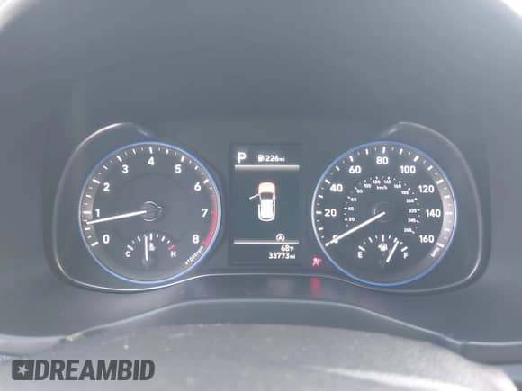 2022 Hyundai Kona SE z VIN KM8K2CAB3NU777045, wystawiony jako IAAI lot #43320804 z przebiegiem 33 773 mil mil oraz . Historia ofert i sprzedaży dostępna na DreamBid. Obrazek 7.