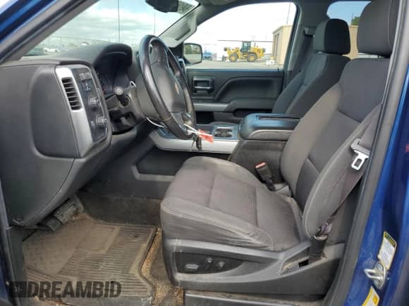 2017 Chevrolet Silverado 1500 LT с VIN 1GCVKREC3HZ403226, выставлен на аукционе Copart как лот 84916625 с пробегом 88 159 миль миль и Списание • Salvage title. История ставок и продаж доступна на DreamBid. Изображение 7.