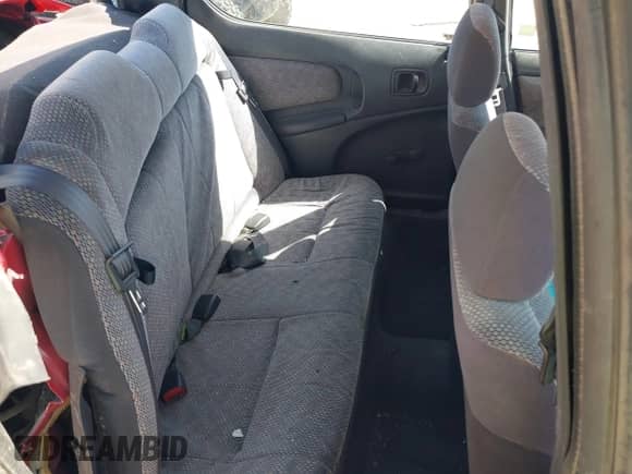 1998 Dodge Neon Competition with VIN 1B3ES47C3WD681359, listed as a IAAI auction lot 42001112 with 28,209 mi miles and . Bid and sale history available at DreamBid. Image 8.