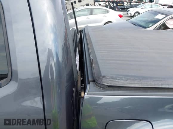 2023 Toyota Tacoma SR z VIN 3TMCZ5AN3PM613358, wystawiony jako IAAI lot #43211852 z przebiegiem 25 287 mil mil oraz . Historia ofert i sprzedaży dostępna na DreamBid. Obrazek 18.