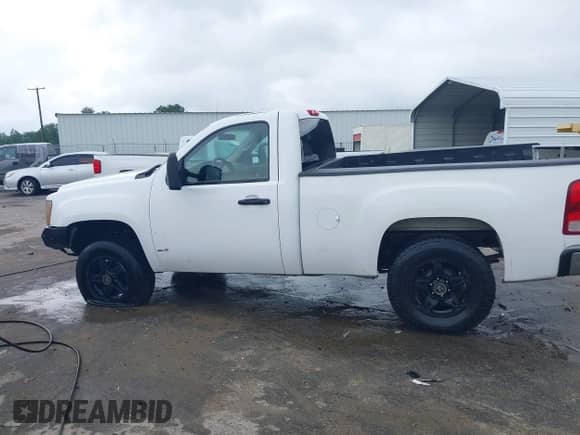2011 GMC Sierra 1500 Work Truck with VIN 1GTN1TEA4BZ376298, listed as a IAAI auction lot 42670857 with 240,863 mi miles and . Bid and sale history available at DreamBid. Image 14.