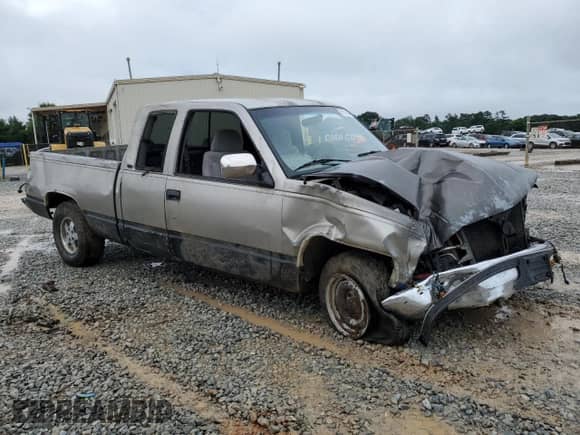 1998 GMC Sierra 1500 с VIN 2GTEC19R1W1530382, выставлен на аукционе Copart как лот 61673645 с пробегом 374 461 миль миль и Списание • Salvage title. История ставок и продаж доступна на DreamBid. Изображение 4.