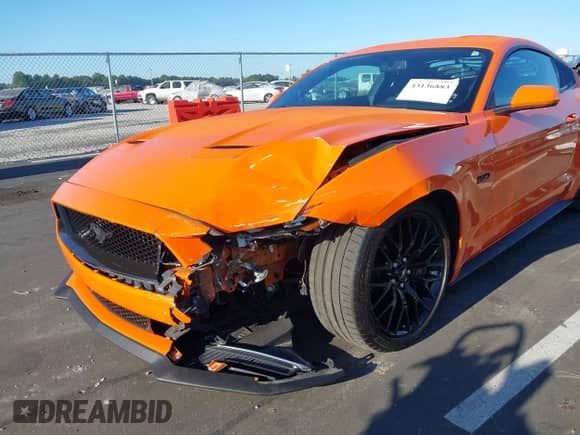 2020 Ford Mustang GT с VIN 1FA6P8CF9L5177633, выставлен на аукционе IAAI как лот 43136883 с пробегом 7 350 миль миль и . История ставок и продаж доступна на DreamBid. Изображение 6.