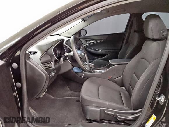 2025 Chevrolet Malibu LS с VIN 1G1ZB5ST9SF120653, выставлен на аукционе Copart как лот 66966325 с пробегом 14 131 миль миль и Чистый • Clean title. История ставок и продаж доступна на DreamBid. Изображение 7.