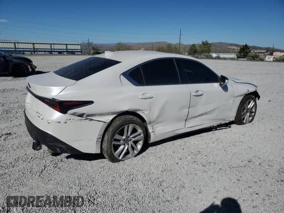 2021 Lexus IS 300 with VIN JTHC81F25M5047486, listed as a Copart auction lot 58201405 with 19,477 mi miles and Salvage title. Bid and sale history available at DreamBid. Image 3.