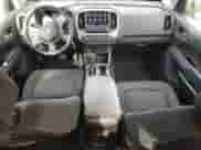 2019 Chevrolet Colorado 4WD LT z VIN 1GCGTCEN1K1300543, wystawiony jako Copart lot #71229105 z przebiegiem 67 170 mil mil oraz Szkoda całkowita • Salvage title. Historia ofert i sprzedaży dostępna na DreamBid. Obrazek 8.