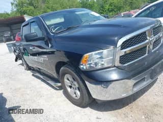 2013 Ram 1500 SLT z VIN 1C6RR6LG8DS545809, wystawiony jako IAAI lot #42013194 z przebiegiem 154 603 mil mil oraz . Historia ofert i sprzedaży dostępna na DreamBid. Obrazek 1.