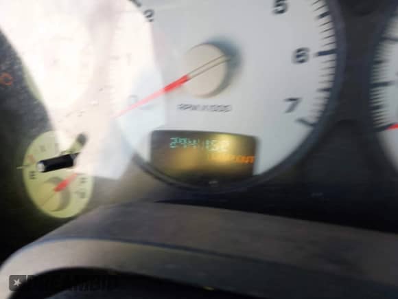 2002 Dodge RAM with VIN 1B7HU18N82J108666, listed as a IAAI auction lot 42040263 with 294,152 mi miles and . Bid and sale history available at DreamBid. Image 7.