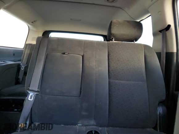 2008 Chevrolet Suburban 2LT with VIN 1GNFK163X8J127587, listed as a Copart auction lot 86182195 with 180,835 mi miles and Salvage title. Bid and sale history available at DreamBid. Image 10.