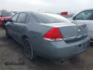 2008 Chevrolet Impala Police Police with VIN 2G1WS553889209128, listed as a IAAI auction lot 41151228 with 152,599 mi miles and . Bid and sale history available at DreamBid. Image 3.