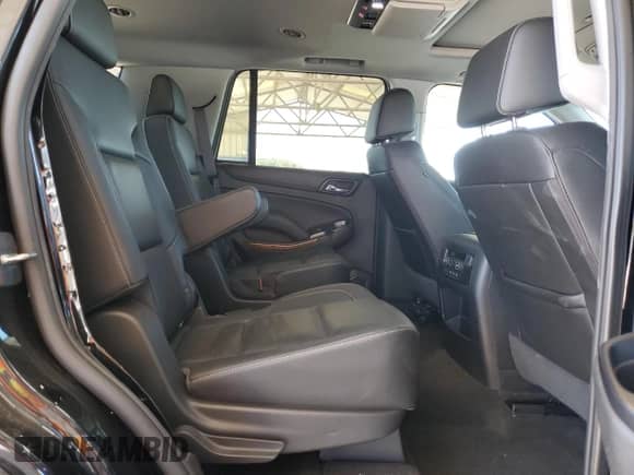 2017 Chevrolet Tahoe Premier z VIN 1GNSKCKC3HR264954, wystawiony jako Copart lot #84480905 z przebiegiem 111 314 mil mil oraz Szkoda całkowita • Salvage title. Historia ofert i sprzedaży dostępna na DreamBid. Obrazek 11.