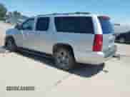 2013 Chevrolet Suburban LT z VIN 1GNSKJE78DR136402, wystawiony jako IAAI lot #42615448 z przebiegiem 129 306 mil mil oraz . Historia ofert i sprzedaży dostępna na DreamBid. Obrazek 3.