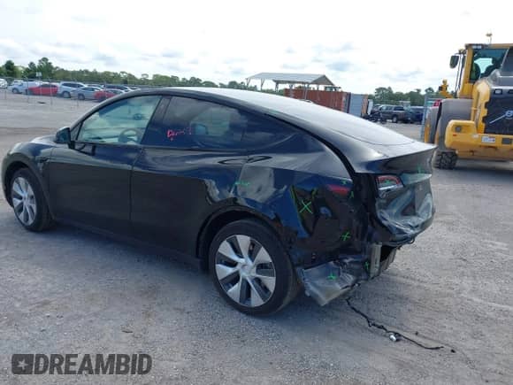 2021 Tesla Model Y Long Range с VIN 5YJYGAEE8MF207493, выставлен на аукционе IAAI как лот 43261396 с пробегом 49 440 миль миль и . История ставок и продаж доступна на DreamBid. Изображение 3.